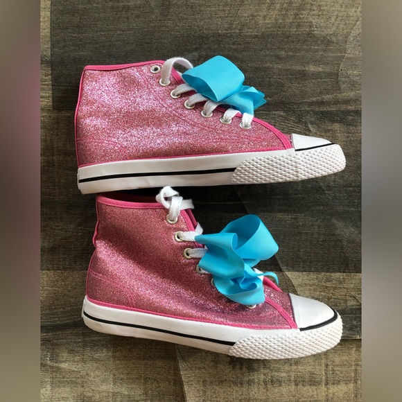 Other - New Jojo shoes size 3 youth